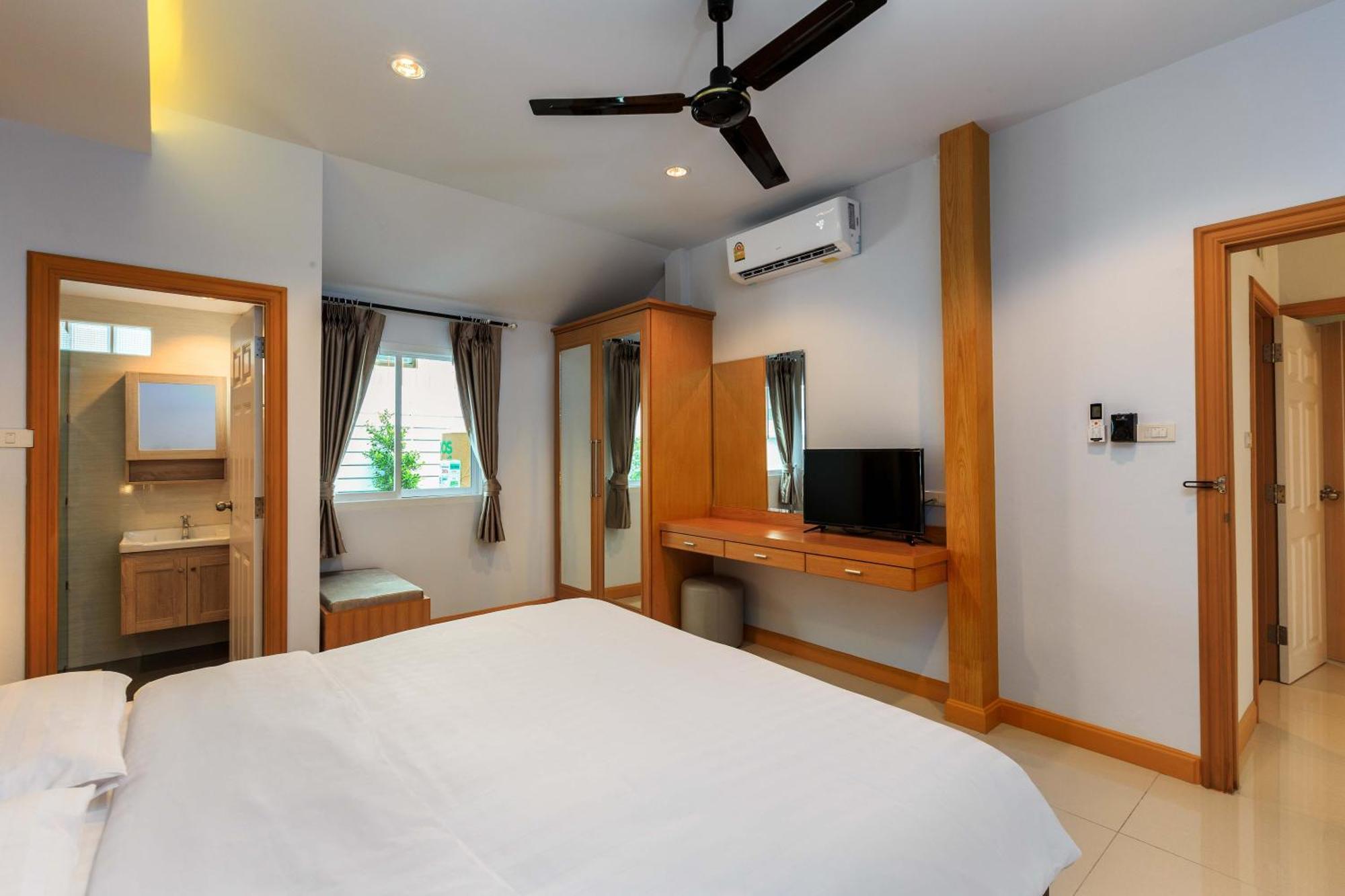 Pattaya Private Villa - Pool,Sauna,Snooker,Bbq Eksteriør bilde
