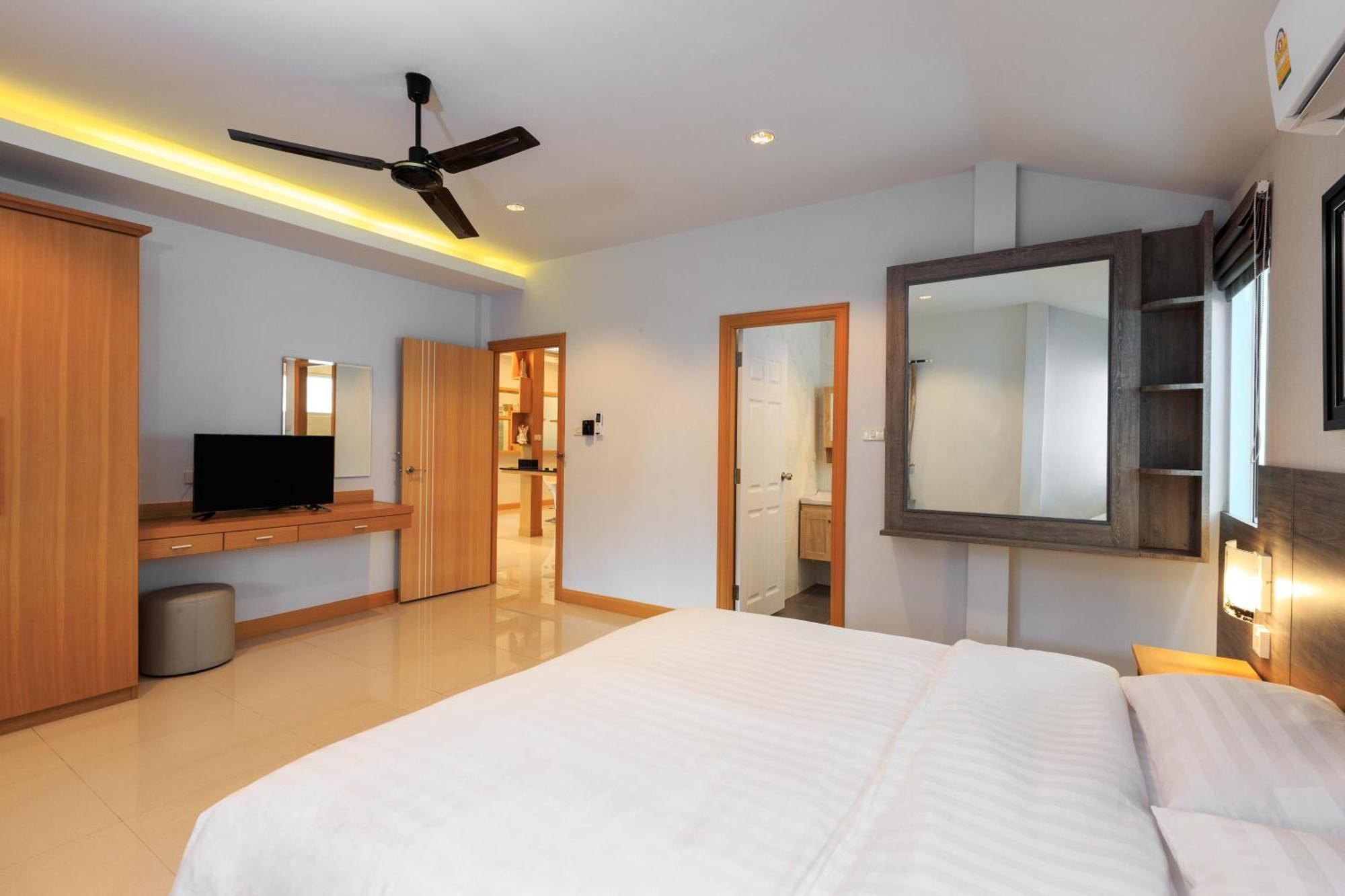 Pattaya Private Villa - Pool,Sauna,Snooker,Bbq Eksteriør bilde